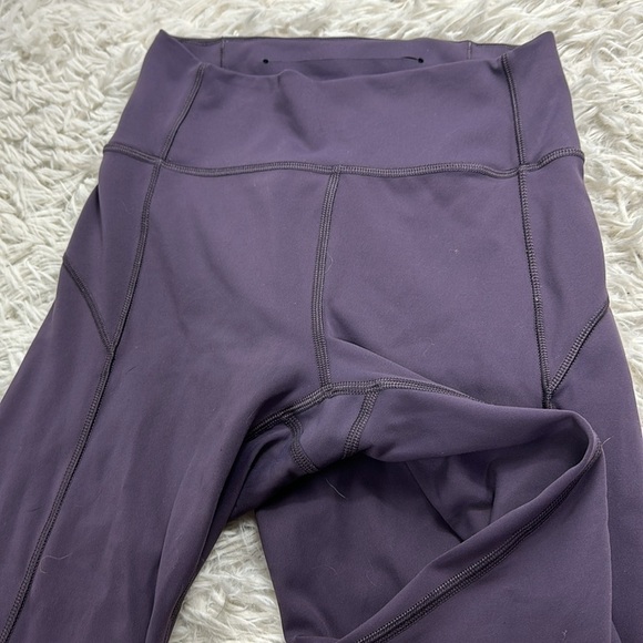 Lululemon In Movement 7/8 Tight 25" Black Currant - Picture 2 of 8